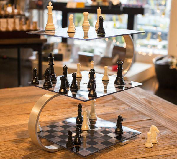 Tridimensional chess, Board Game