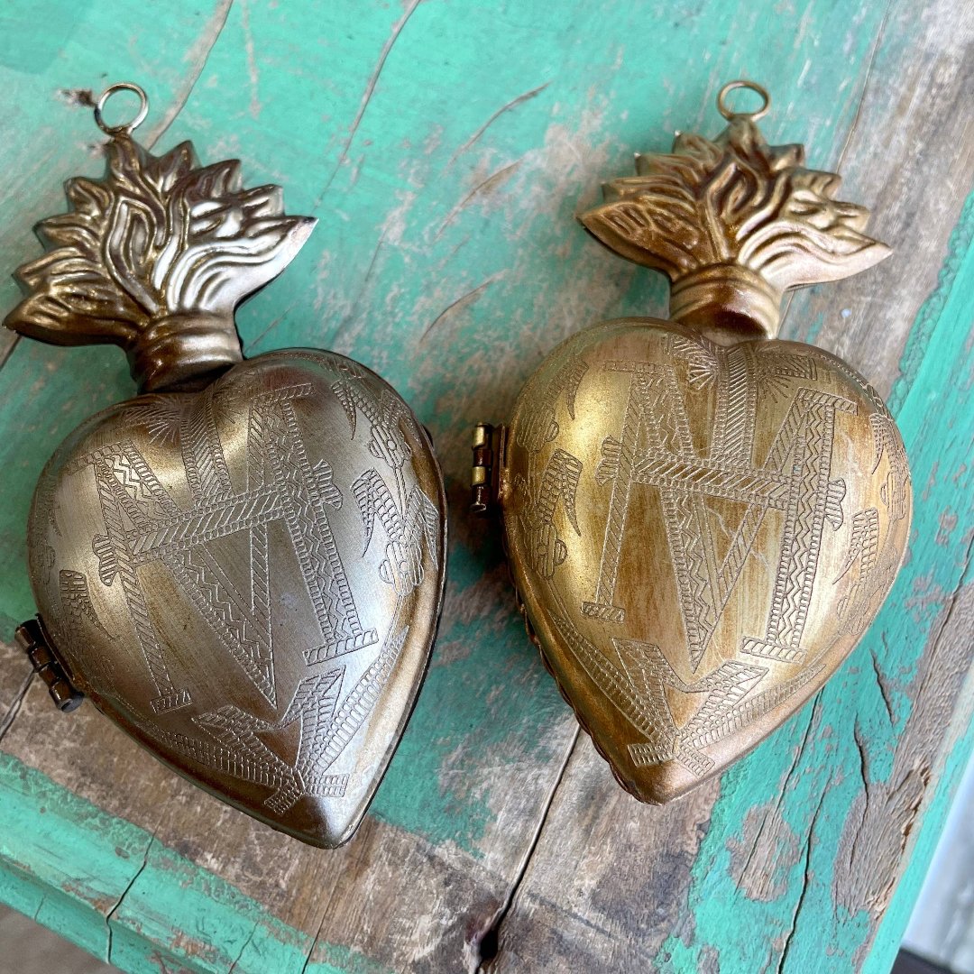 Sacred Heart Locket Box