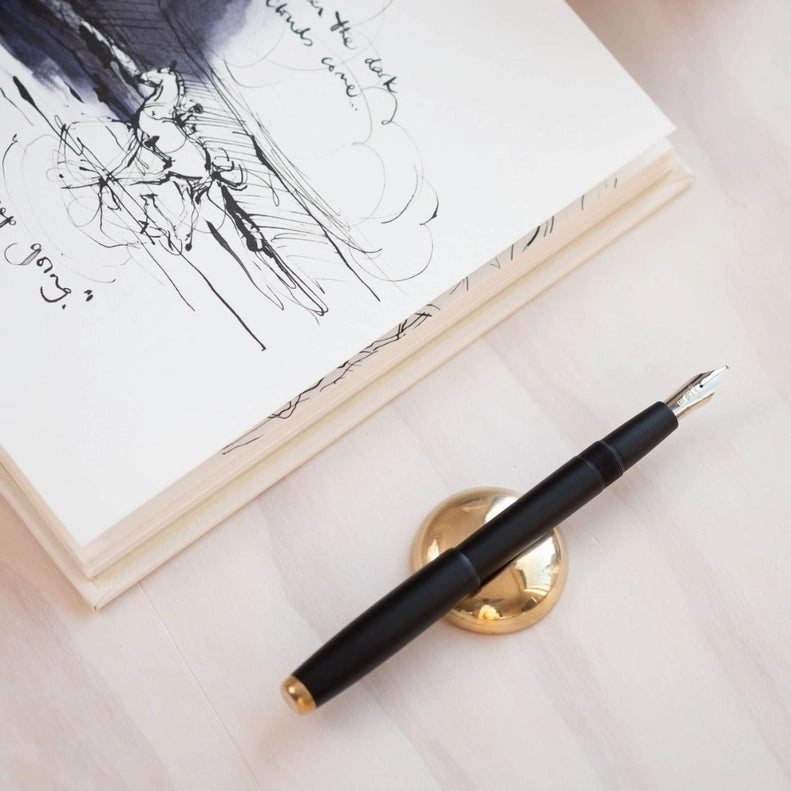 Black Studio Fountain Pen