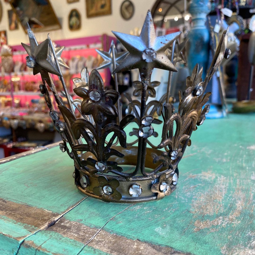 Fancy Tin Crowns