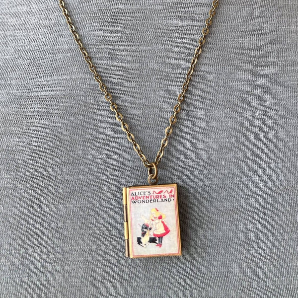 Alice In Wonderland Book Lockets