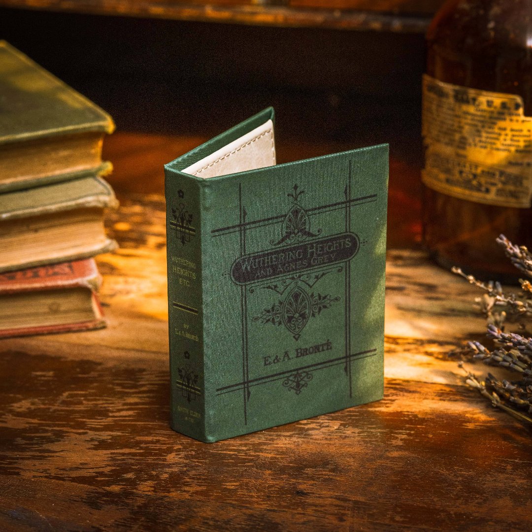 Wuthering Heights Book Wallet | Emily Brontë 1847